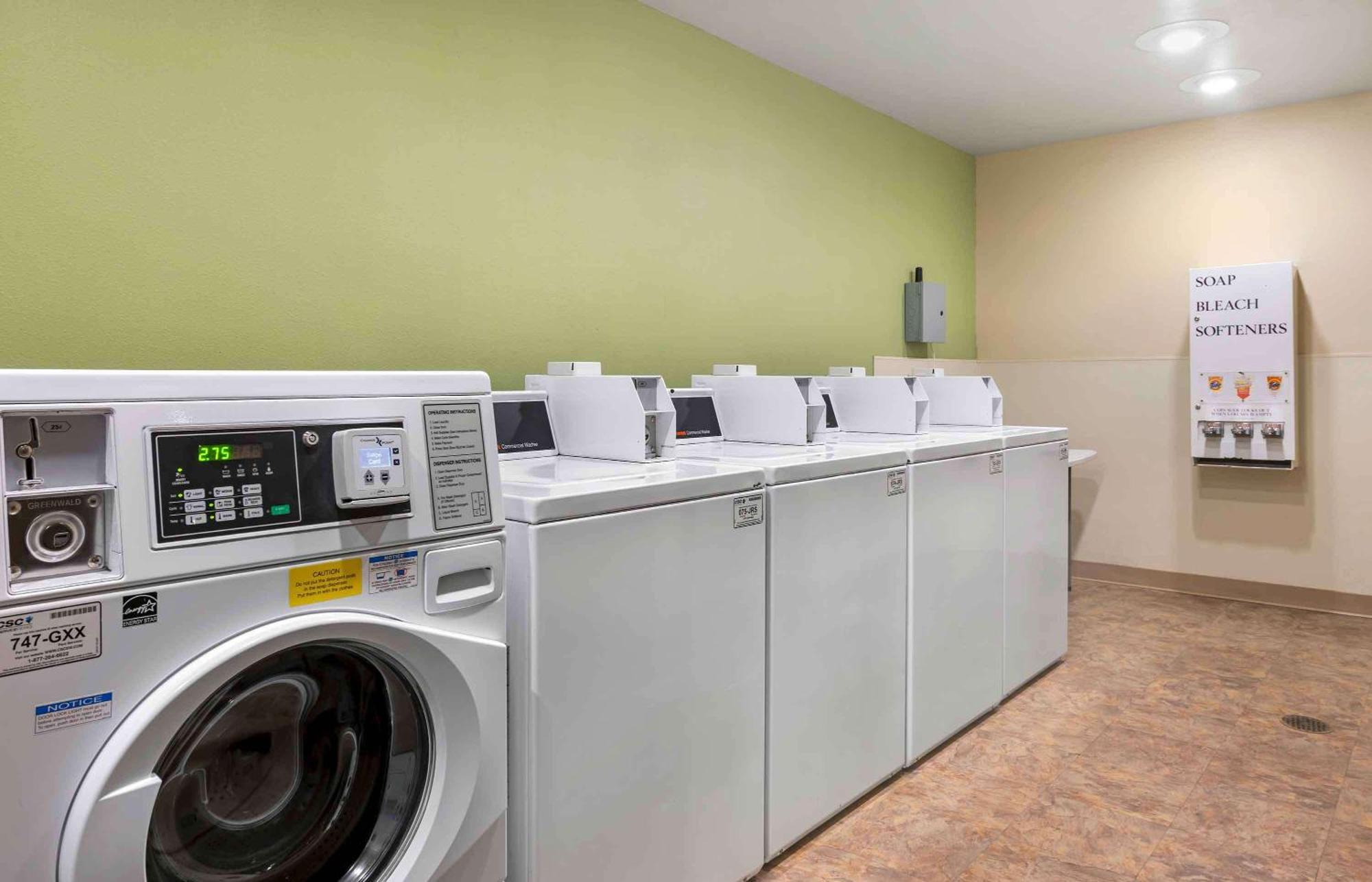 Extended Stay America Select Suites - Cincinnati - Sharonville Exteriör bild